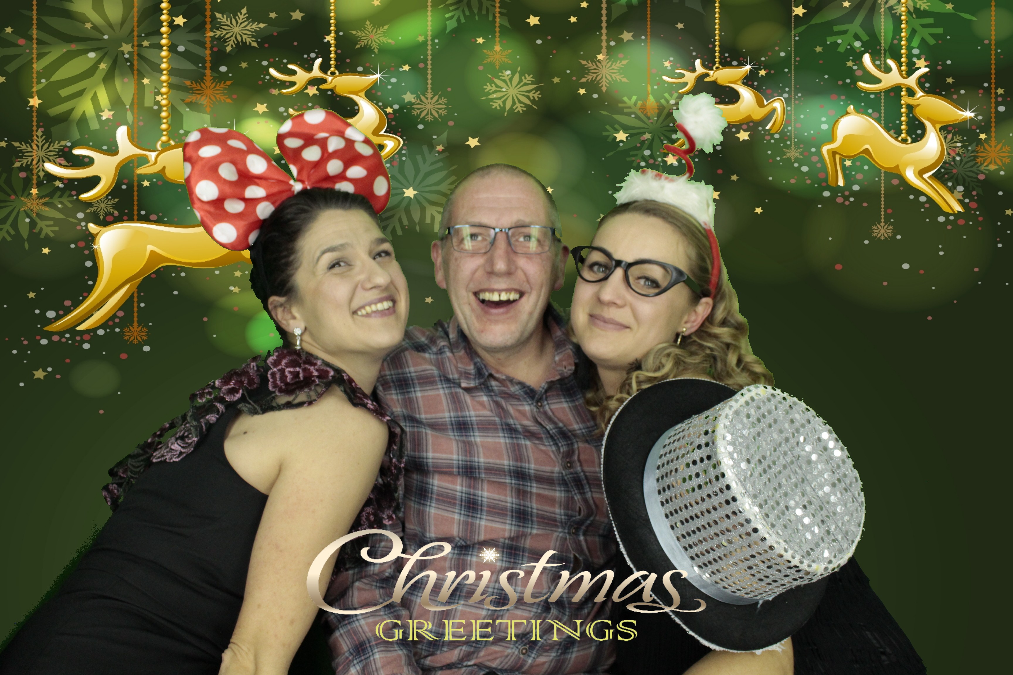 Ocean Network Express Christmas Party 2019 | View more photos from the event at gallery.myphotoboothexperience.co.uk/u/MyPhotoBoothExperienceLtd/Ocean-Network-Express-Christmas-Party-2019